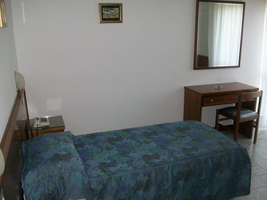 Hotel Santorotto Di Fabio Terrosi Sinalunga Kamer foto